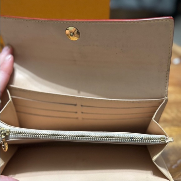 Louis Vuitton Pre-Owned 2007 Porte Monnaie Wallet - Picture 11 of 16